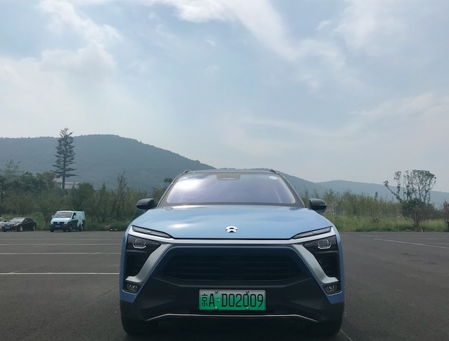 试驾刚在纽交所上市的蔚来汽车，ES8开起来究竟如何？