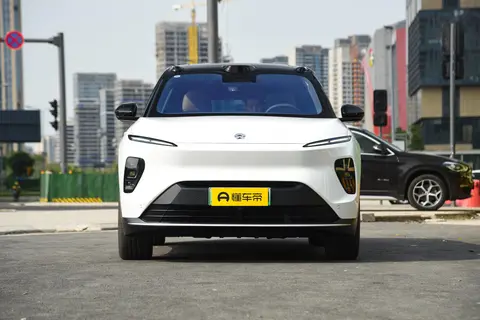 体验50万级中大型商务旗舰SUV，蔚来ES8产品力如何解析？